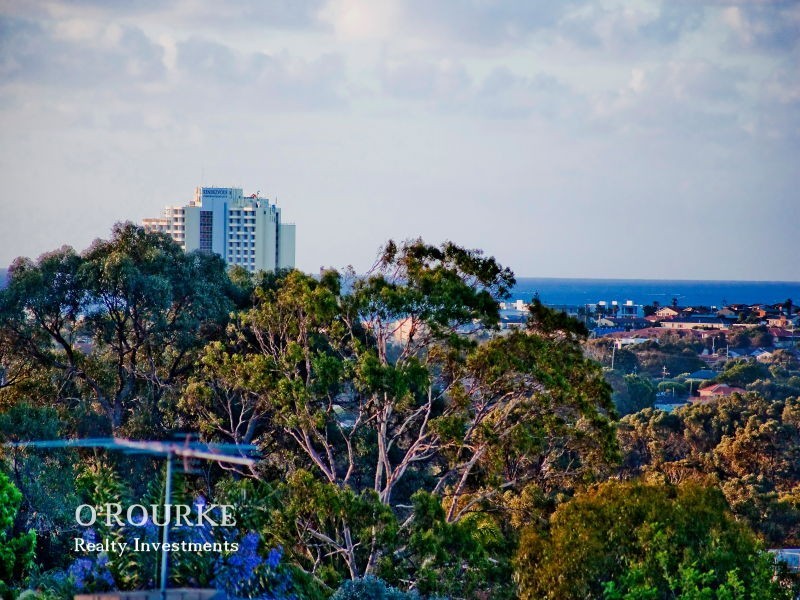 131 Hale Road, Wembley Downs WA 6019