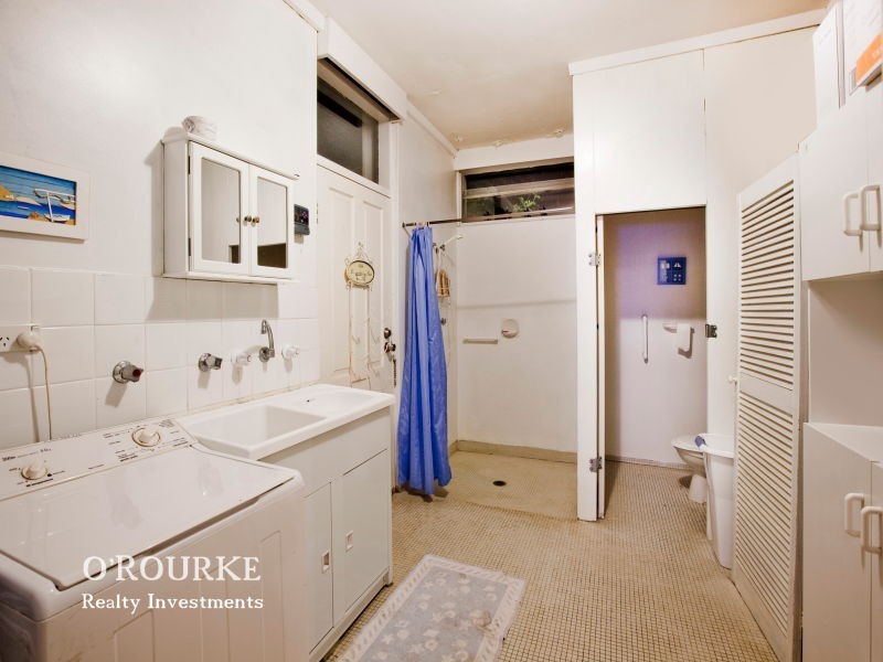 131 Hale Road, Wembley Downs WA 6019