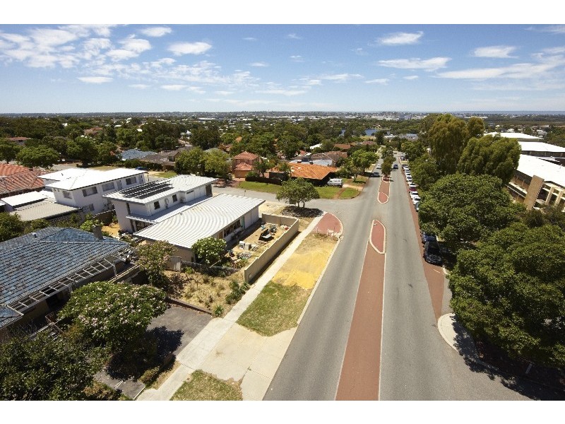 28 Williamstown Road, Doubleview WA 6018