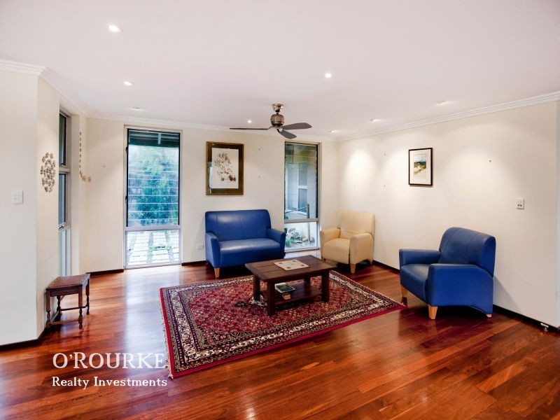 6 Lowe Street, Karrinyup WA 6018