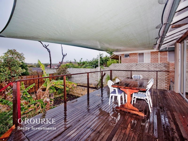 6 Lowe Street, Karrinyup WA 6018