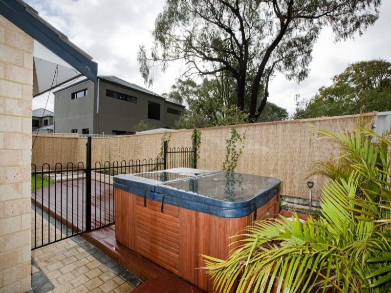 134 b Hale Road, Wembley Downs WA 6019