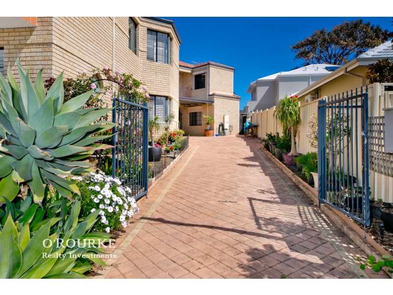 251 Woodside Street, Doubleview WA 6018