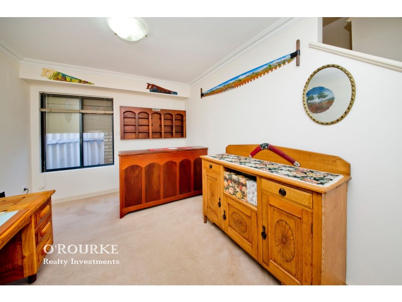 251 Woodside Street, Doubleview WA 6018