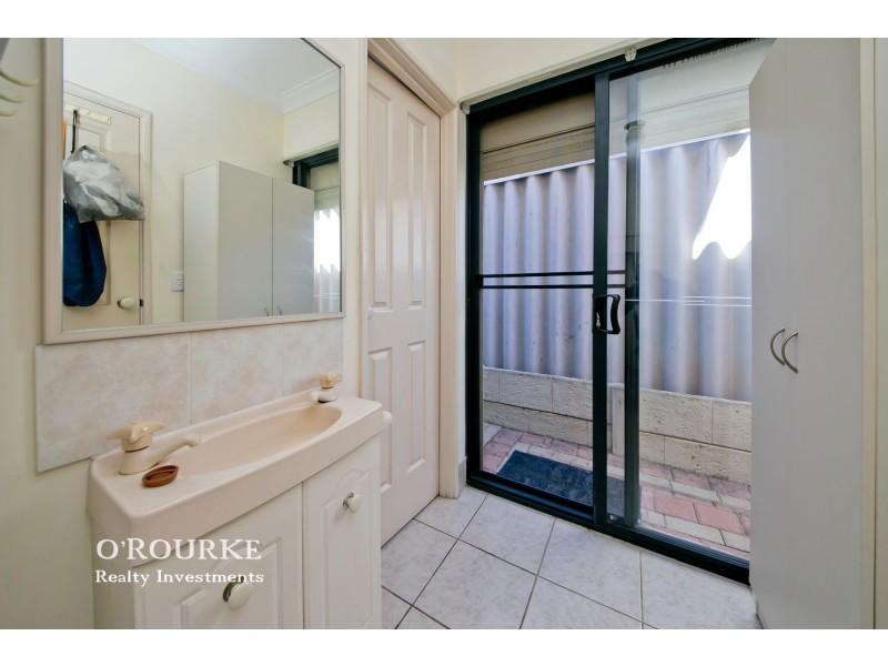 251 Woodside Street, Doubleview WA 6018