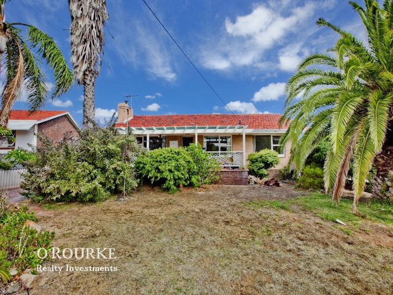 9 Rockliff Ave, Karrinyup WA 6018