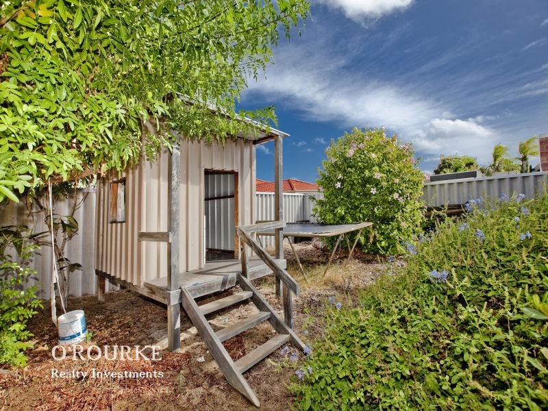 9 Rockliff Ave, Karrinyup WA 6018