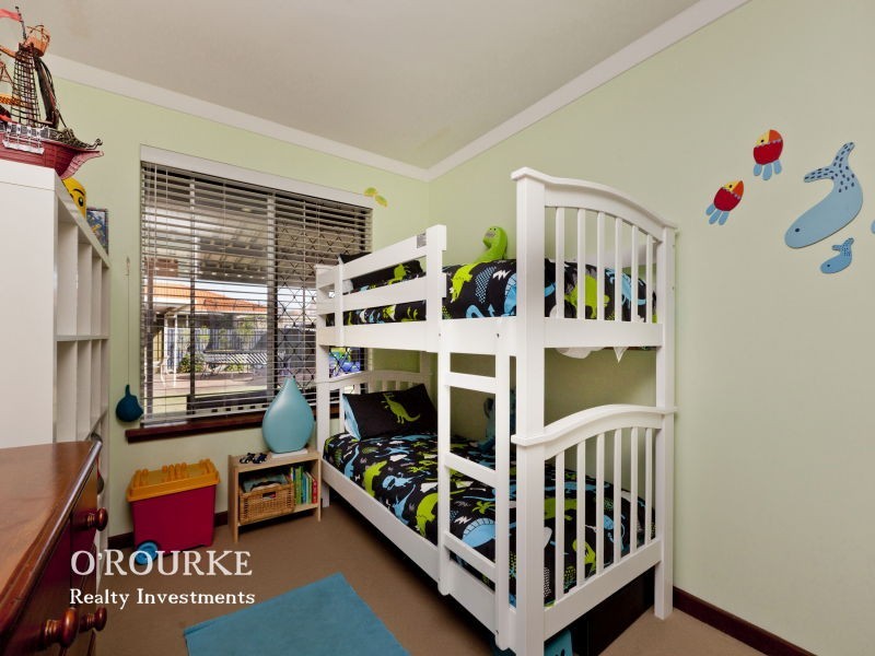 17 Whittle Place, Stirling WA 6021