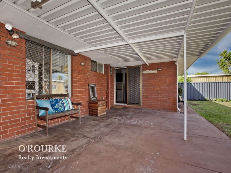 17 Whittle Place, Stirling WA 6021