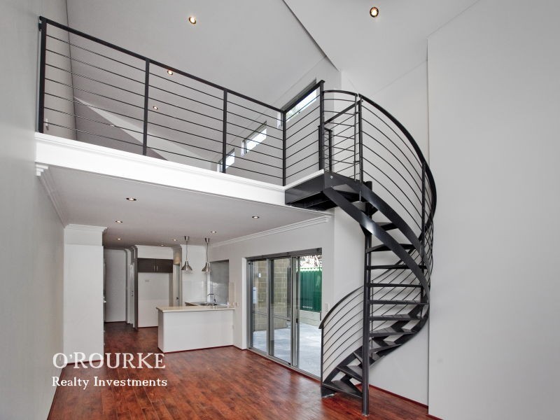 180C Grand Prom, Doubleview WA 6018