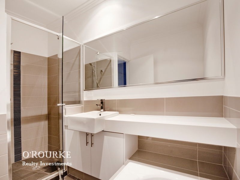 180C Grand Prom, Doubleview WA 6018