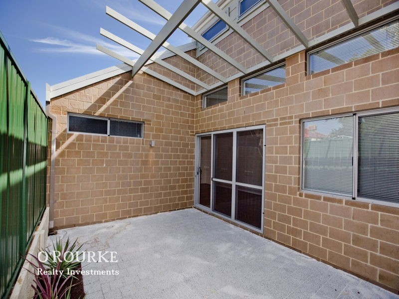 180C Grand Prom, Doubleview WA 6018