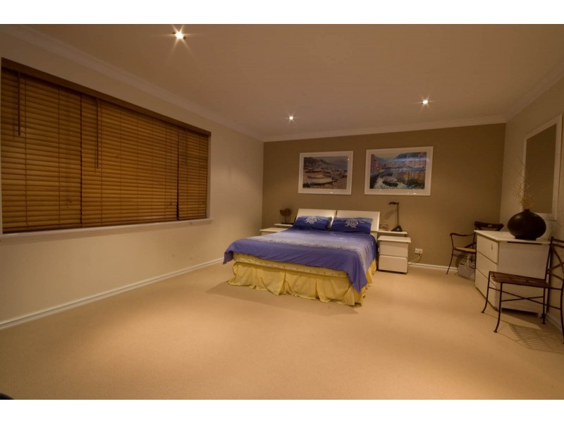 124 b Huntriss Road, Doubleview WA 6018