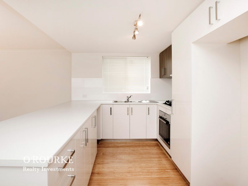 126 a Alice St, Doubleview WA 6018