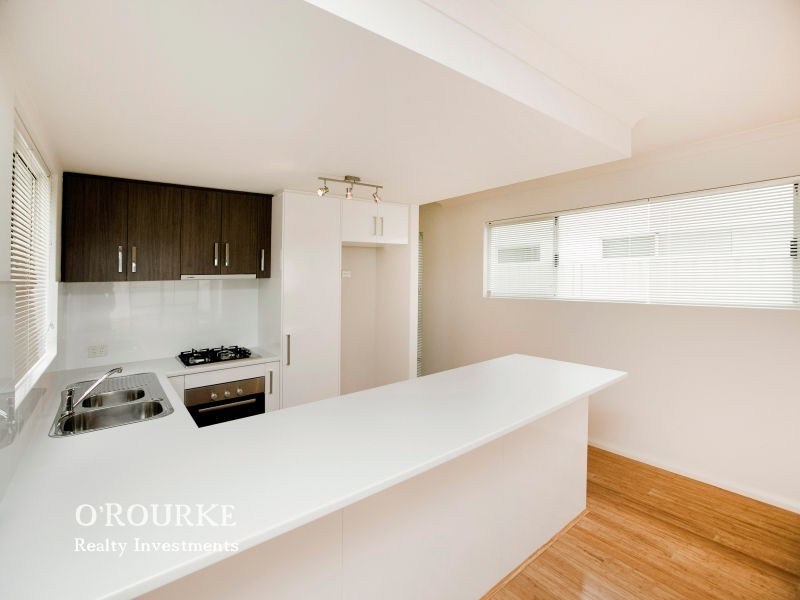 126 a Alice St, Doubleview WA 6018