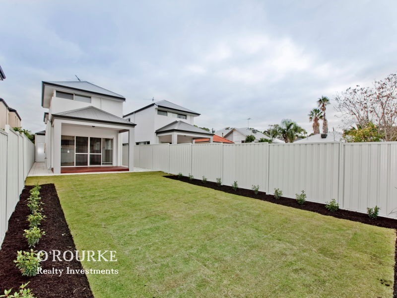 126 a Alice St, Doubleview WA 6018