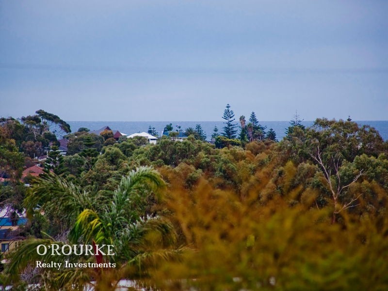 76 Grand Promenade, Karrinyup WA 6018