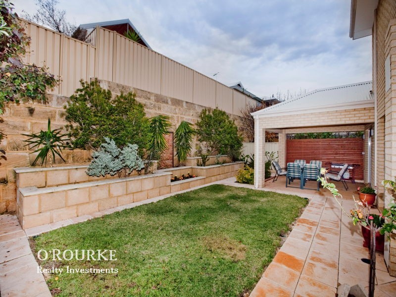 76 Grand Promenade, Karrinyup WA 6018