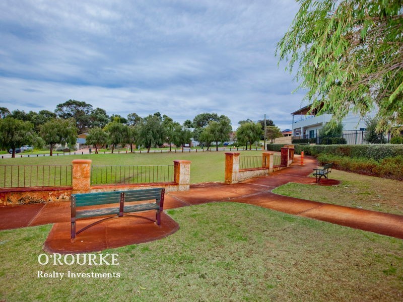 76 Grand Promenade, Karrinyup WA 6018