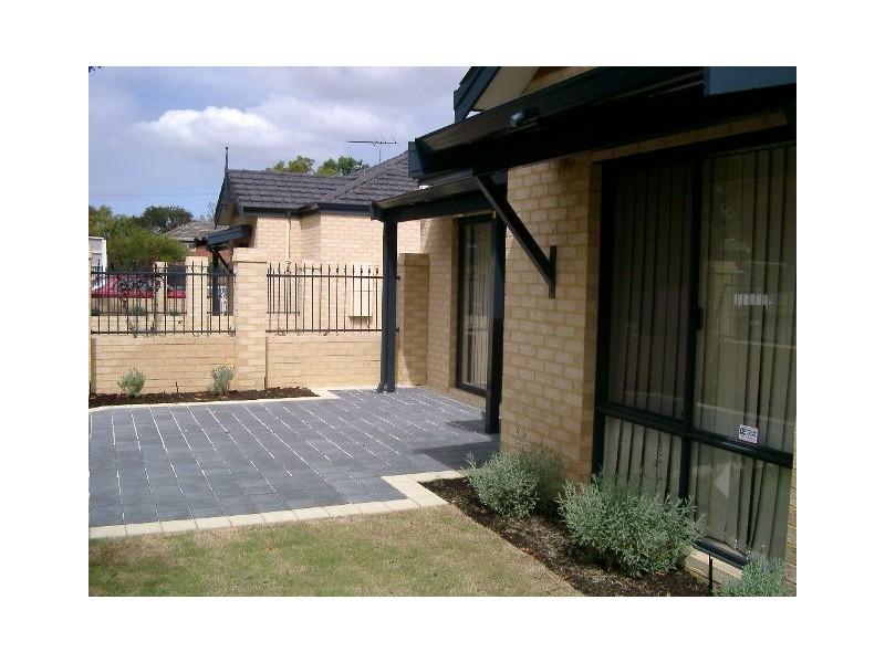 1/143 Ravenscar Street, Doubleview WA 6018