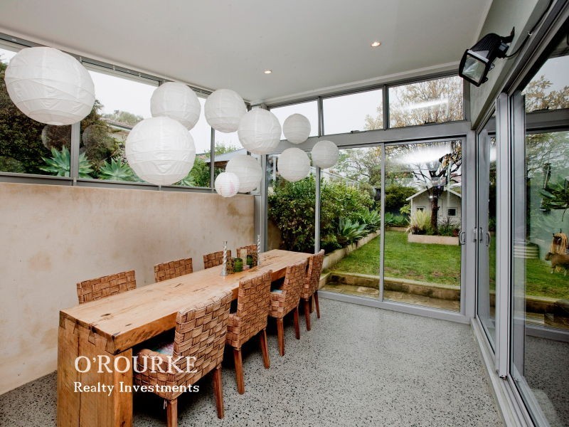 20 Cousins Street, Trigg WA 6029