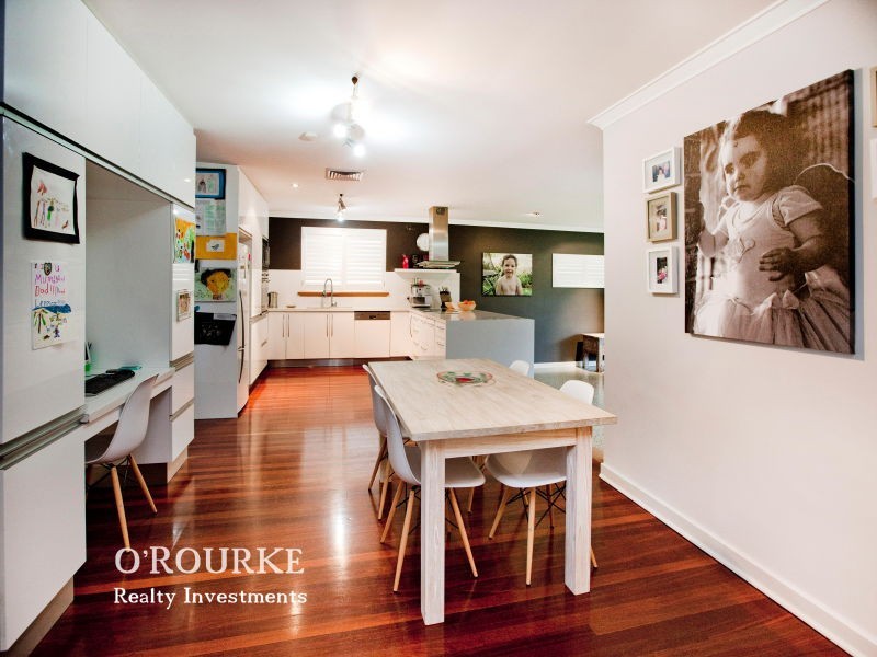 20 Cousins Street, Trigg WA 6029