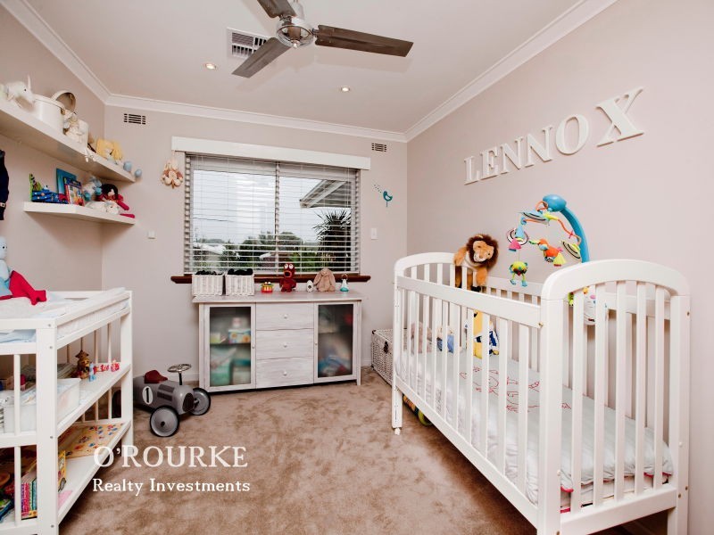 20 Cousins Street, Trigg WA 6029