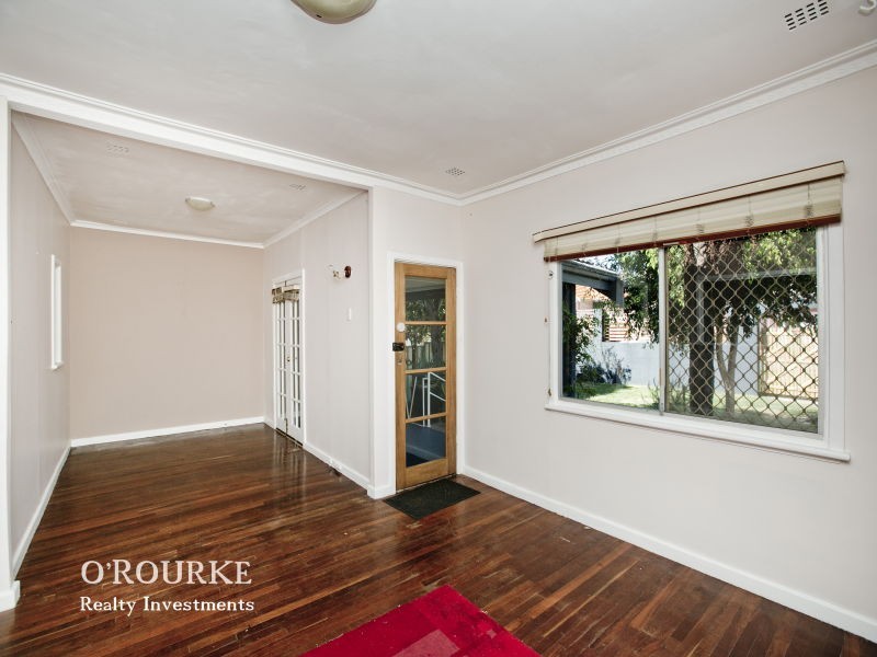 16 Shaw Place, Innaloo WA 6018