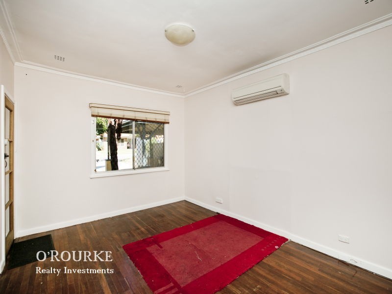 16 Shaw Place, Innaloo WA 6018