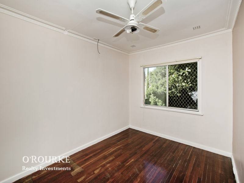 16 Shaw Place, Innaloo WA 6018