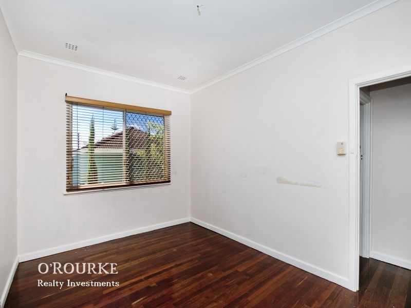 16 Shaw Place, Innaloo WA 6018