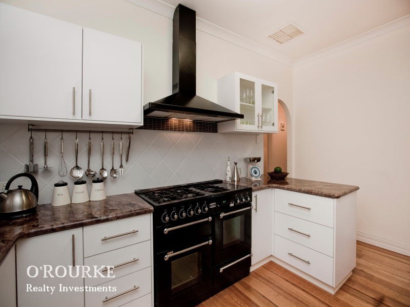 129 Pascoe Street, Karrinyup WA 6018