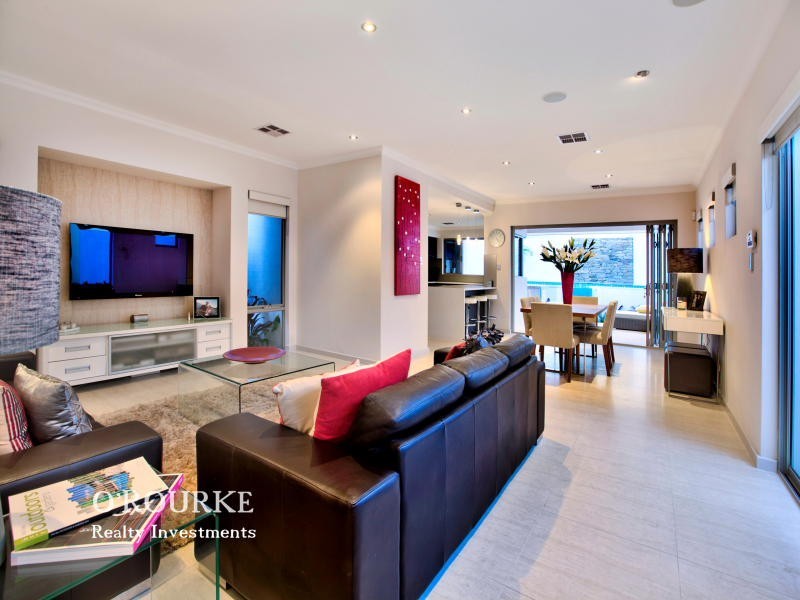 3a Bartlett Crescent, Karrinyup WA 6018