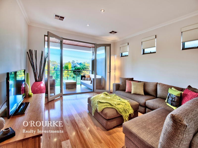 3a Bartlett Crescent, Karrinyup WA 6018