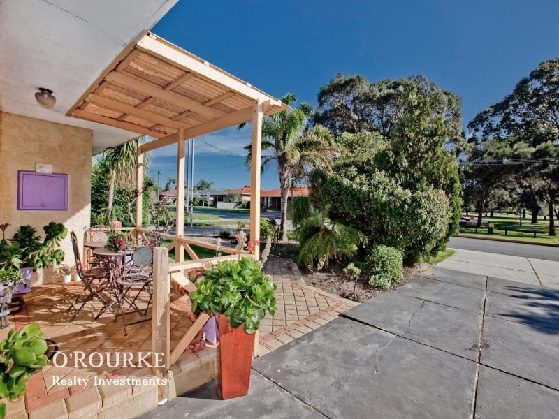 72 a Wilkie Street, Stirling WA 6021