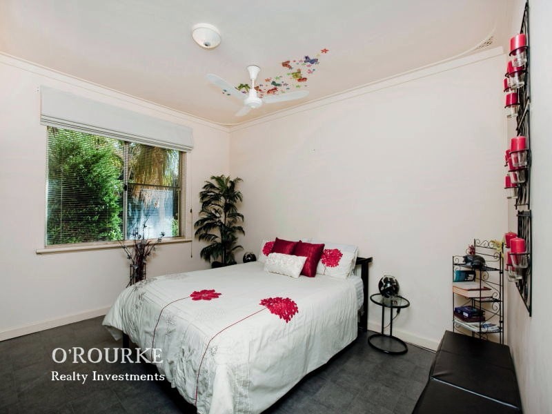 72 a Wilkie Street, Stirling WA 6021