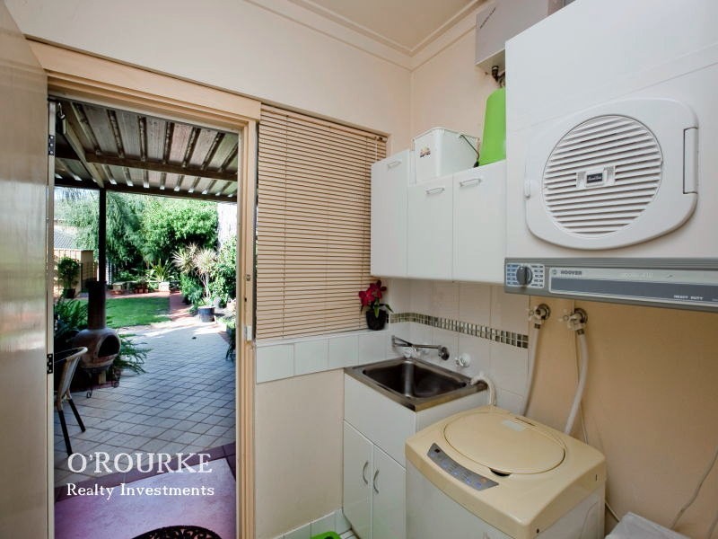 72 a Wilkie Street, Stirling WA 6021