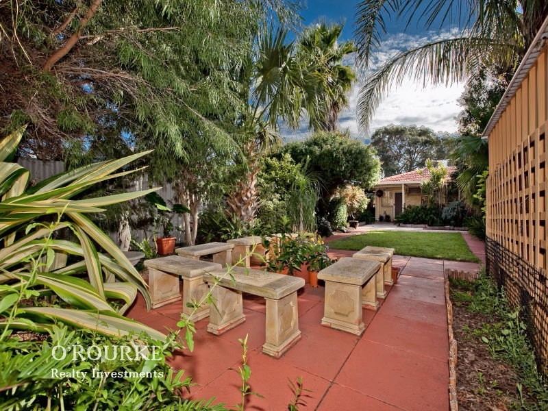 72 a Wilkie Street, Stirling WA 6021