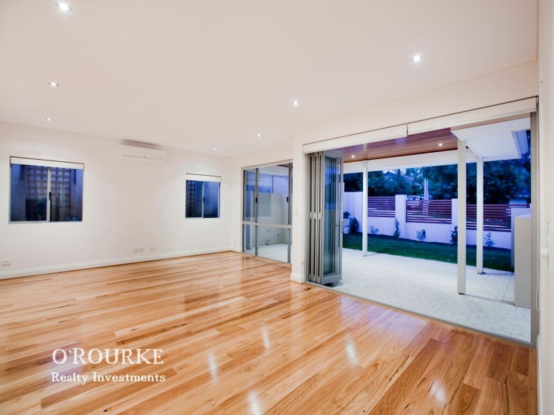 41 Paris Way, Karrinyup WA 6018