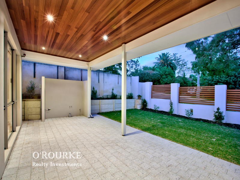 41 Paris Way, Karrinyup WA 6018