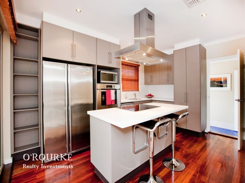 20 Phillips Grove, Innaloo WA 6018