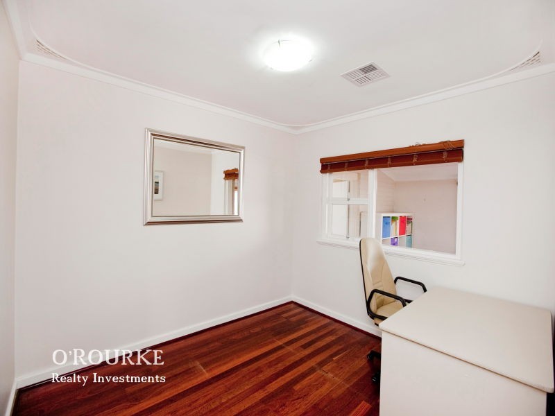 20 Phillips Grove, Innaloo WA 6018