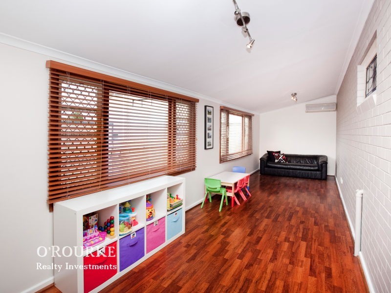 20 Phillips Grove, Innaloo WA 6018