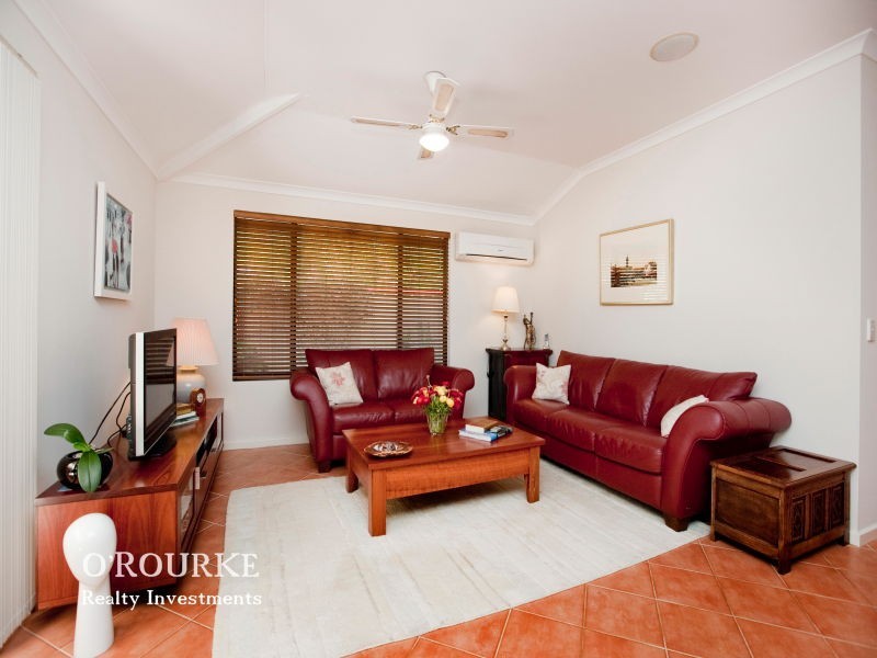 246 a Ravenscar Street, Doubleview WA 6018