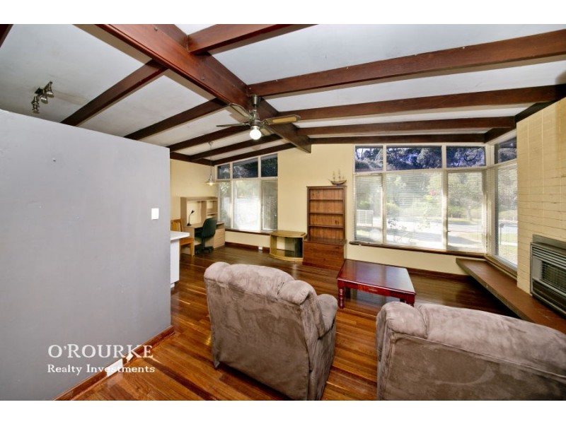 76 Arnott Street, Trigg WA 6029