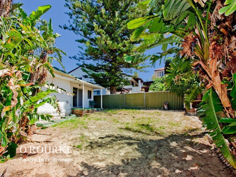 3 Sydenham Road, Doubleview WA 6018