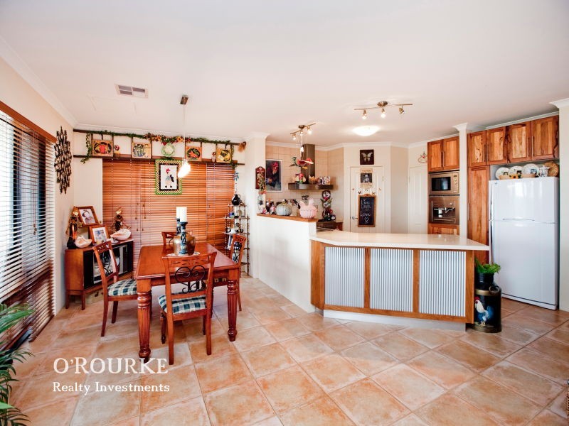 3 Roxton Way, Darch WA 6065