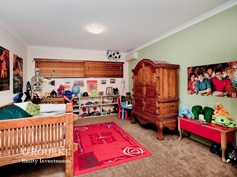 3 Roxton Way, Darch WA 6065