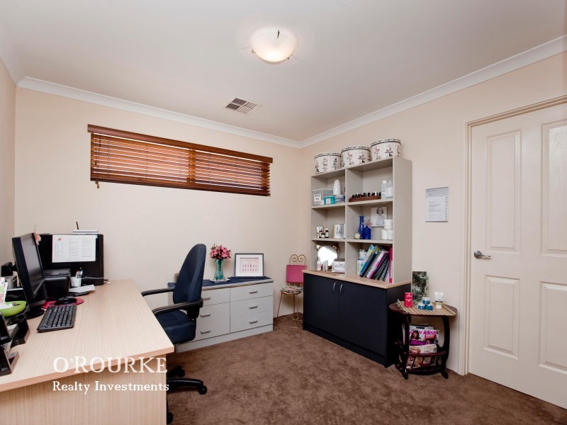 3 Roxton Way, Darch WA 6065