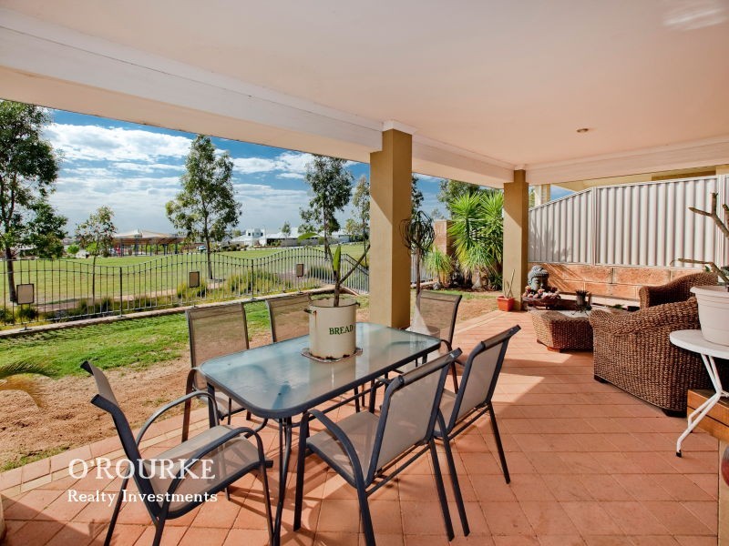 3 Roxton Way, Darch WA 6065